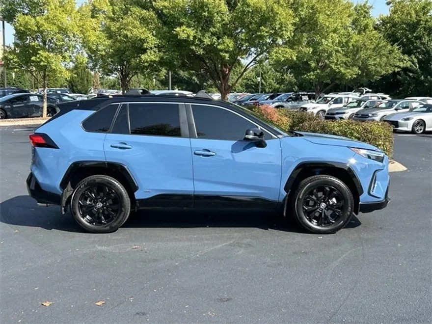 2023 Toyota RAV4 Hybrid XSE photo 1
