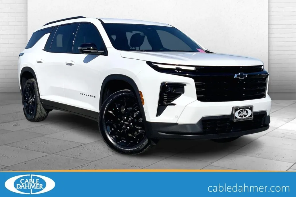 2024 Chevrolet Traverse photo 1