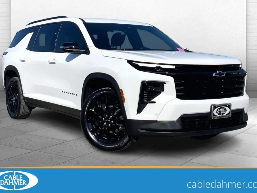 2024 Chevrolet Traverse photo 1