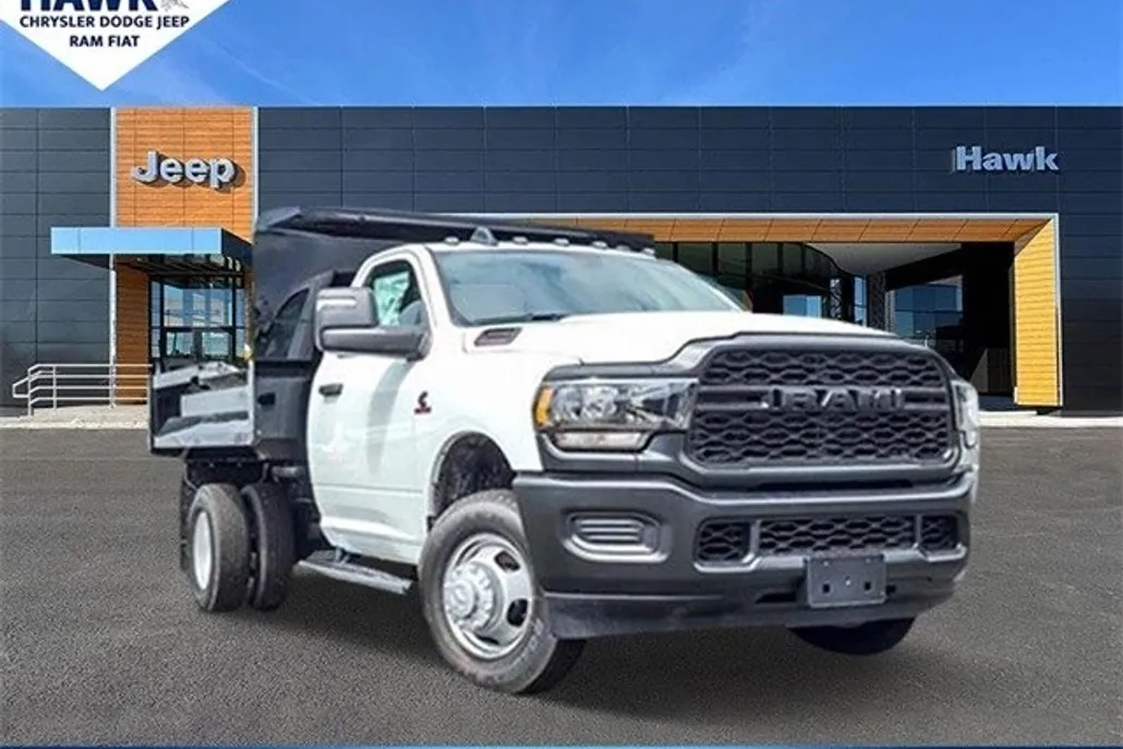 2024 Ram 3500 Tradesman photo 1