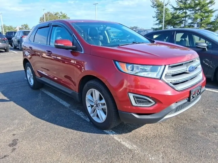 2016 Ford Edge SEL photo 1