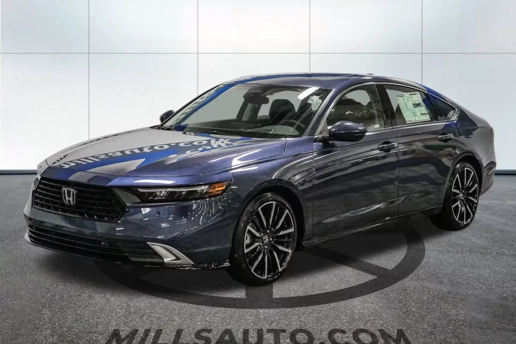 2025 Honda Accord Hybrid Touring photo 1