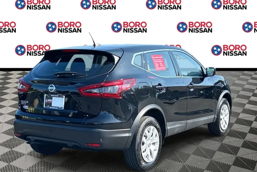 2020 Nissan Rogue Sport S photo 1