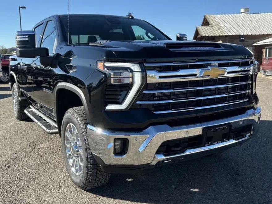 2024 Chevrolet Silverado 2500HD LTZ photo 1