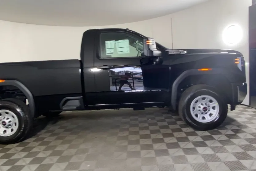 2026 Gmc Sierra 2500 Pro photo 1