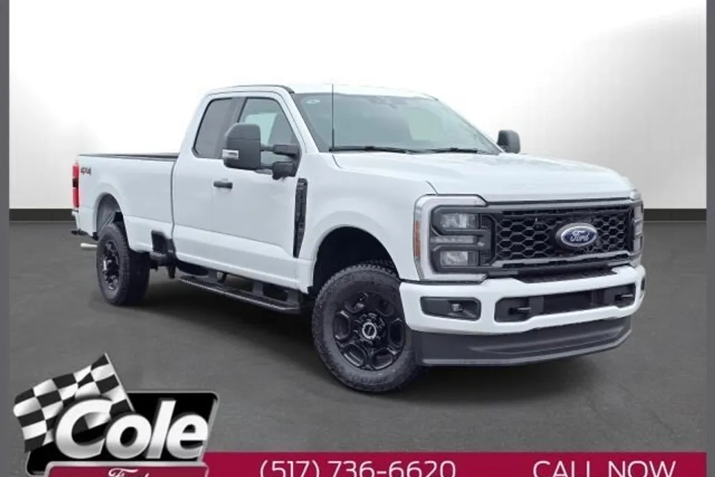 2025 Ford F-350 XL photo 1