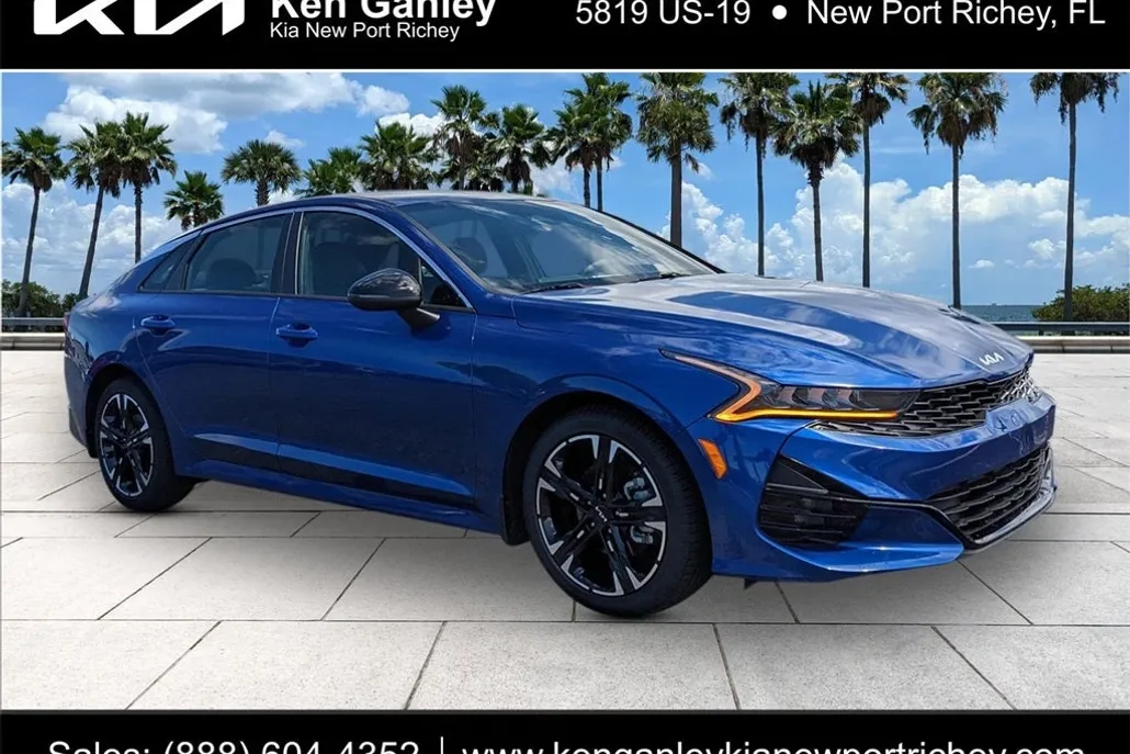 2023 Kia K5 GT-Line photo 1