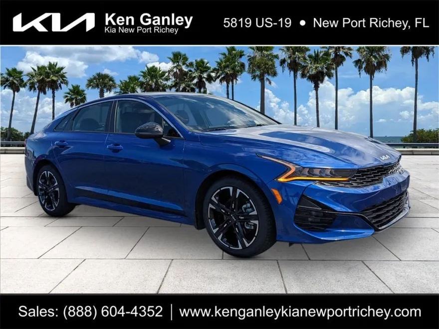2023 Kia K5 GT-Line photo 1