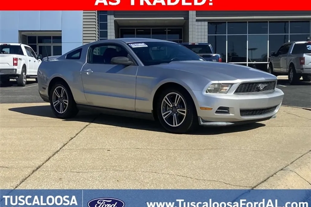 2011 Ford Mustang V6 Premium photo 1