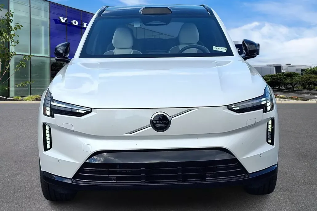 2025 Volvo EX90 Twin Motor Ultra photo 1