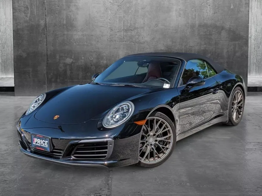 2017 Porsche 911 Cabriolet photo 1