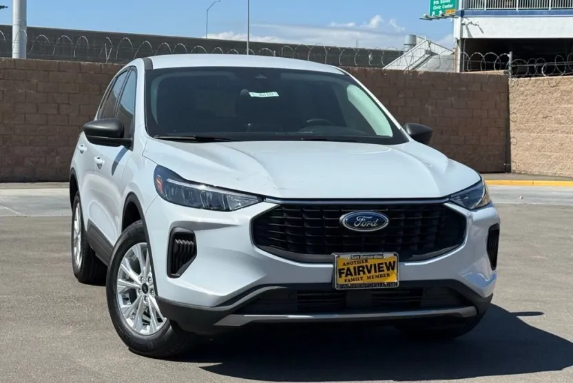 2025 Ford Escape Active photo 1