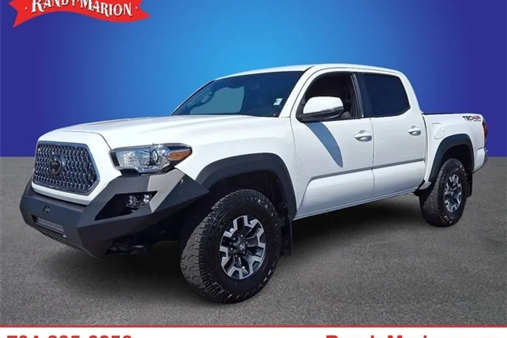 2019 Toyota Tacoma TRD Off-Road V6 photo 1