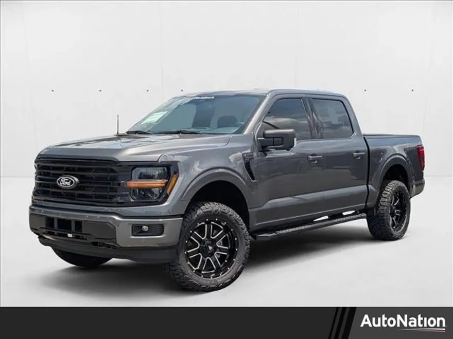 2025 Ford F-150 XLT photo 1