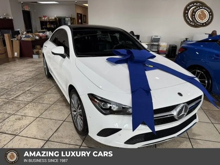 2023 Mercedes Benz CLA 250 photo 1