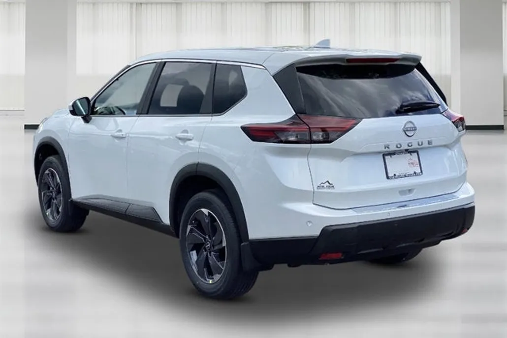 2025 Nissan Rogue SV photo 1