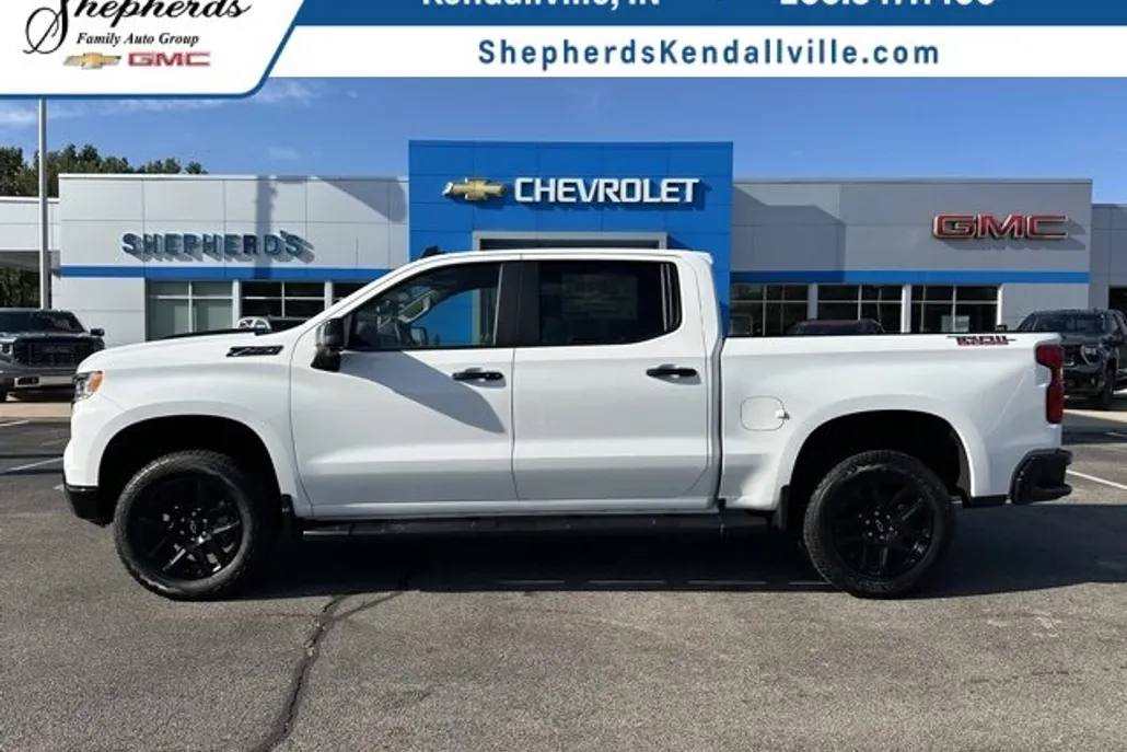 2026 Chevrolet Silverado 1500 LT Trail Boss photo 1