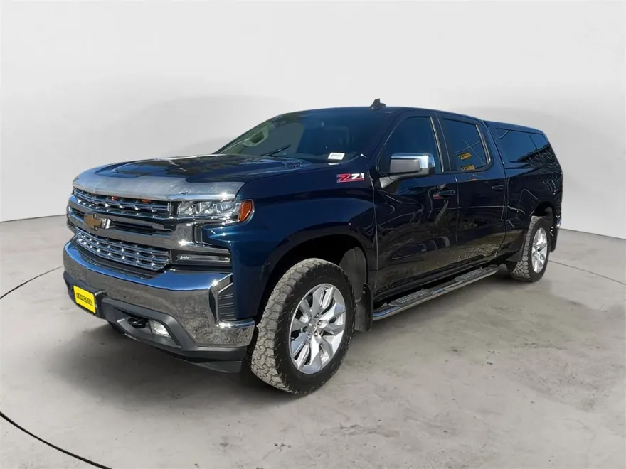 2020 Chevrolet Silverado 1500 LT photo 1