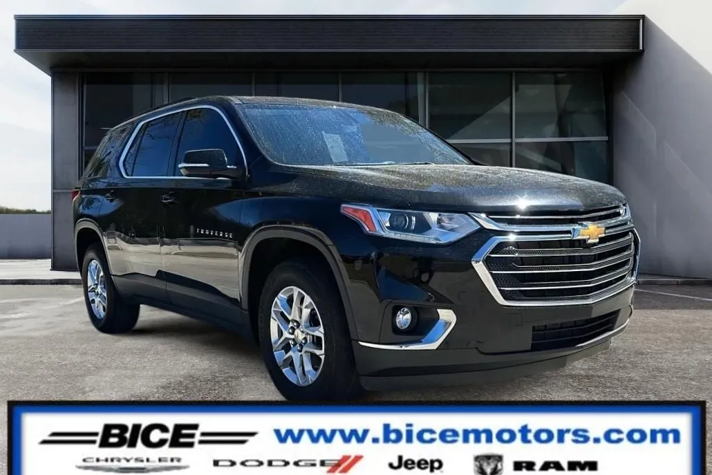 2021 Chevrolet Traverse Cloth photo 1