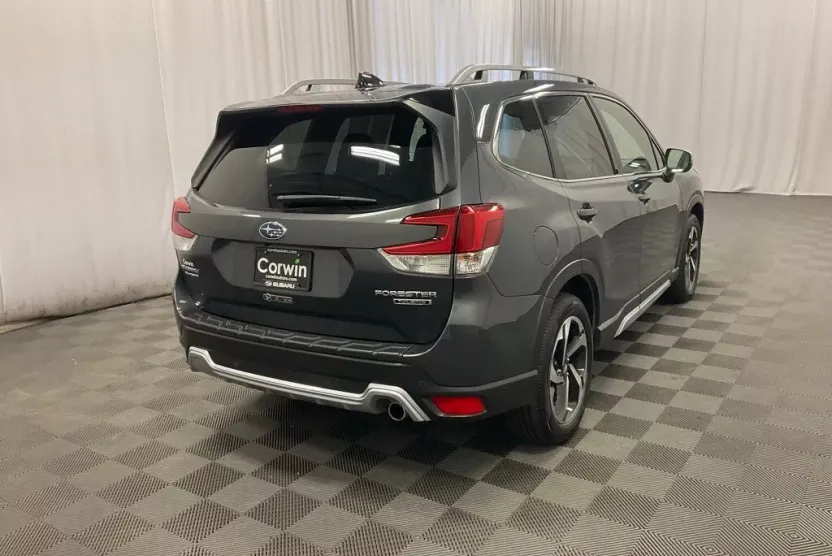 2024 Subaru Forester Touring photo 1