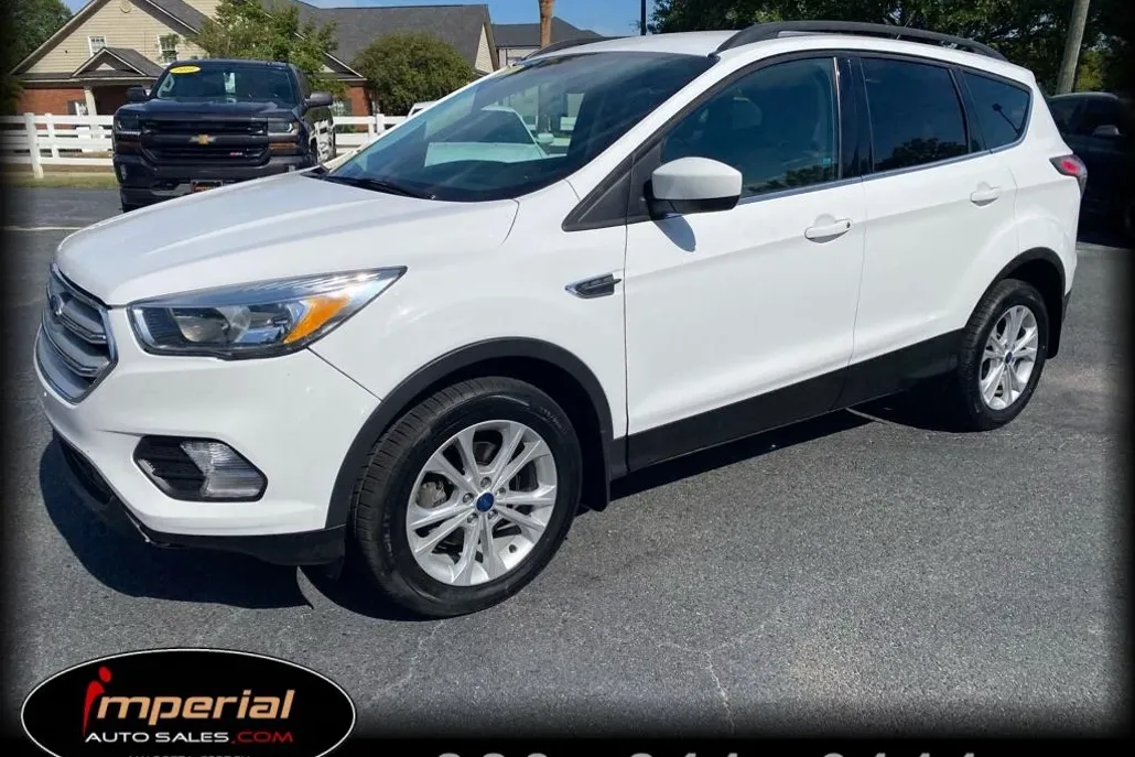 2017 Ford Escape SE photo 1