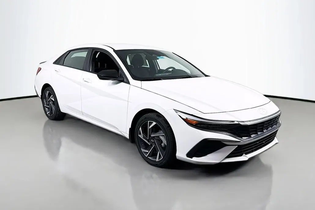 2025 Hyundai Elantra Hybrid SEL Sport photo 1
