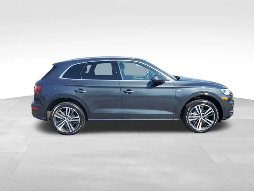 2020 Audi Q5 55 Prestige Premium photo 1