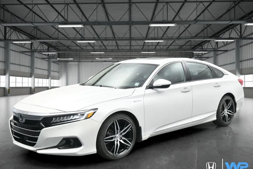 2022 Honda Accord Hybrid Touring photo 1