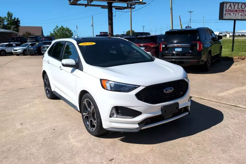 2020 Ford Edge ST photo 1