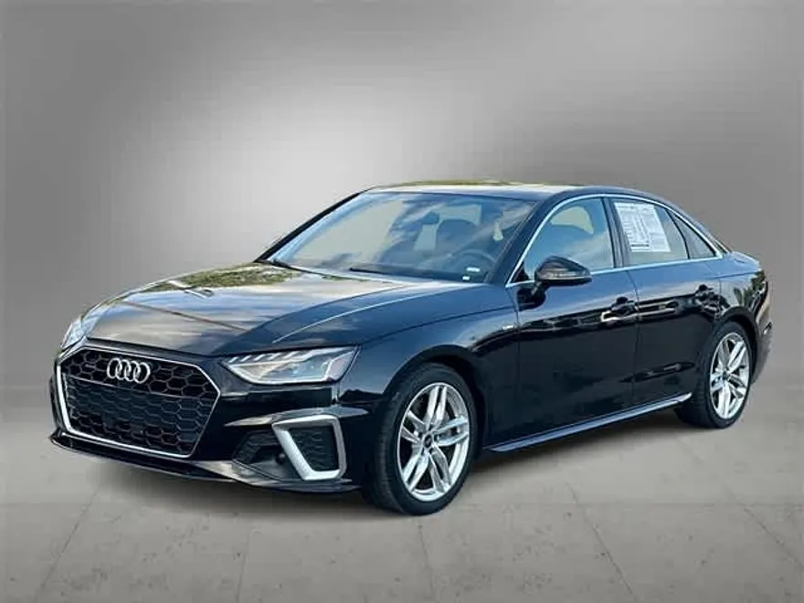 2023 Audi A4 S line Quattro Premium Plus photo 1