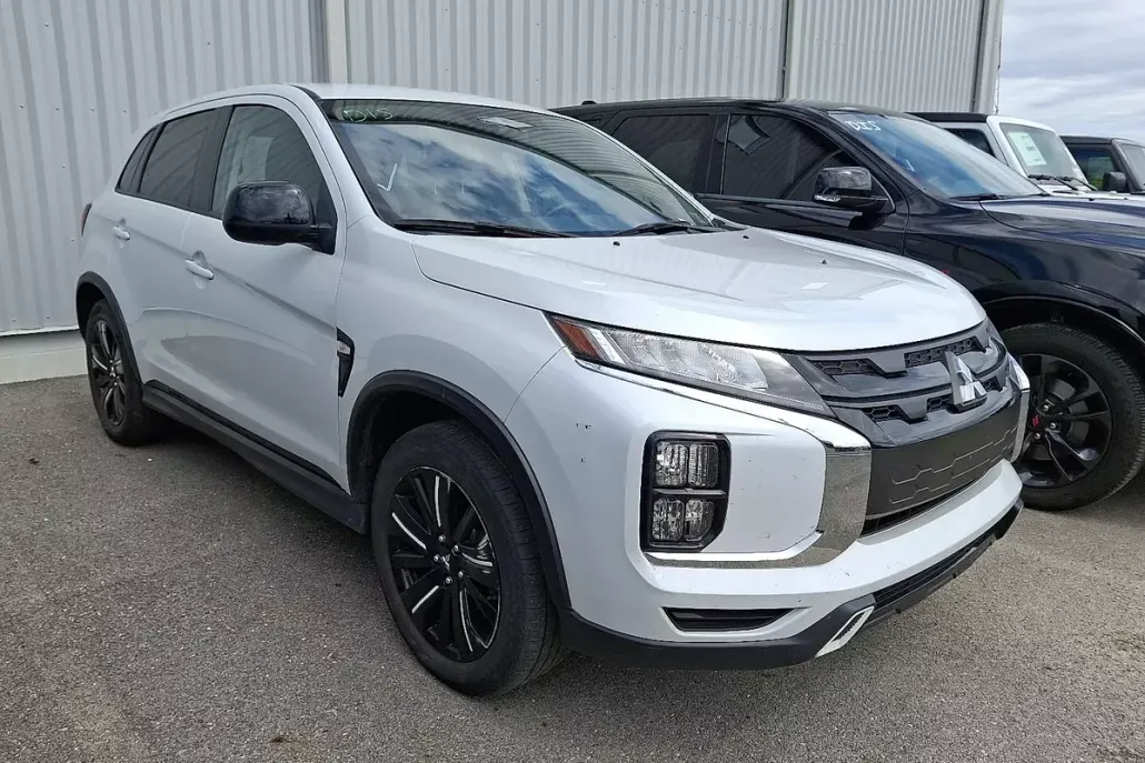 2022 Mitsubishi Outlander Sport SE photo 1