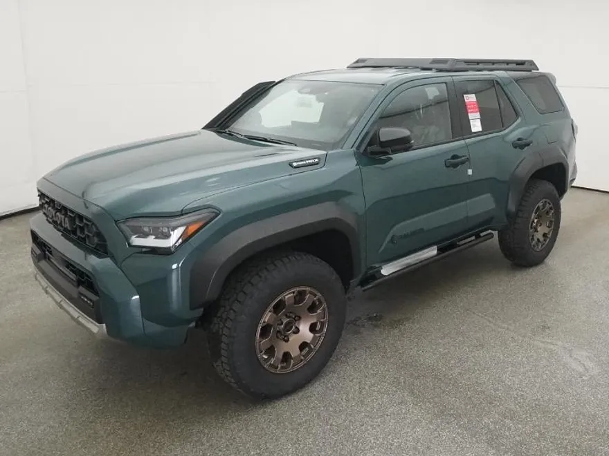 2025 Toyota 4Runner photo 1