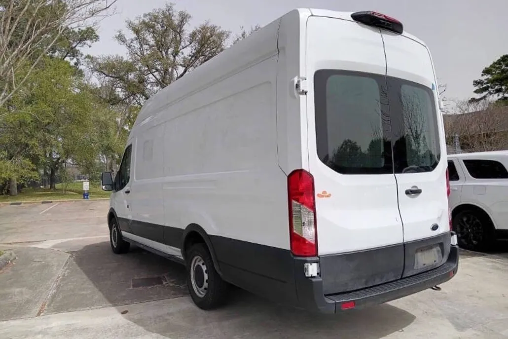 2021 Ford Transit Cargo Van photo 1