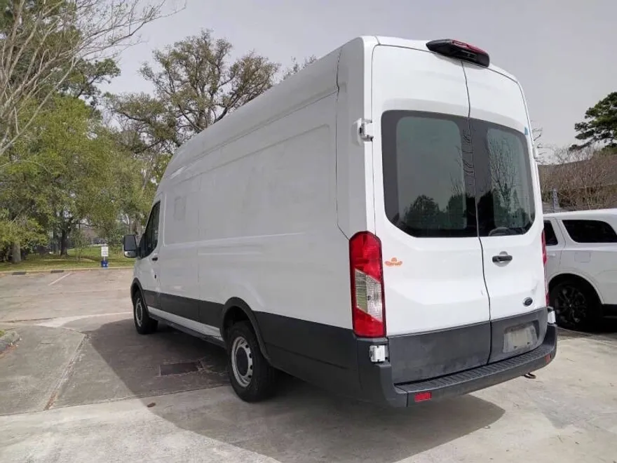 2021 Ford Transit Cargo Van photo 1