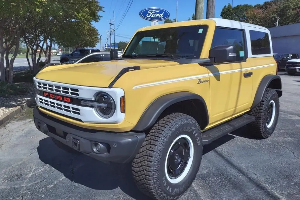 2024 Ford Bronco Heritage Limited First Edition photo 1