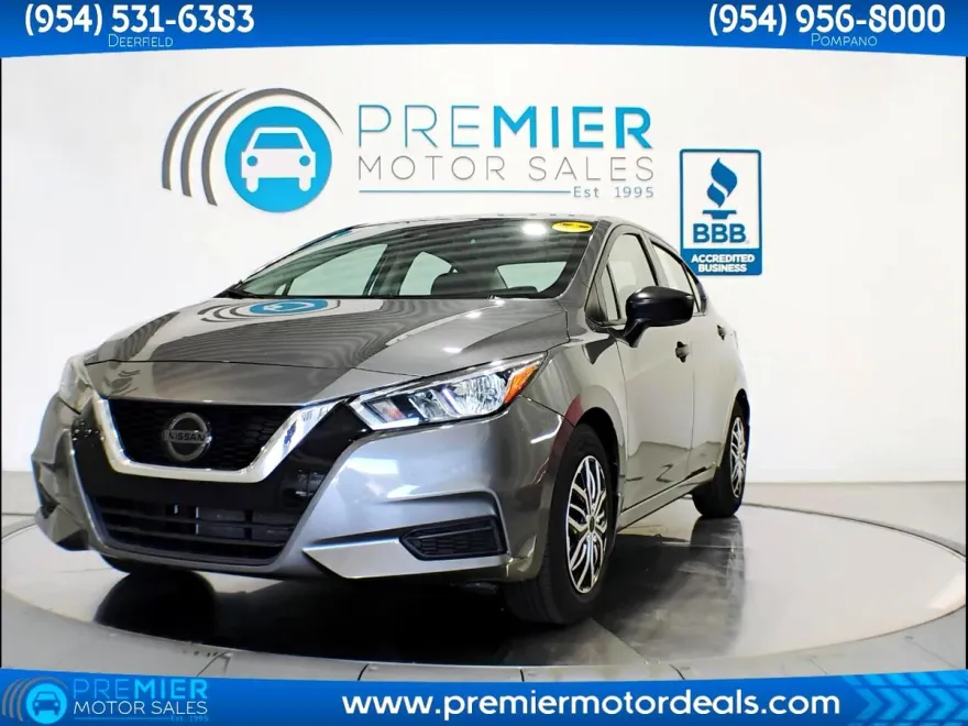 2021 Nissan Versa S photo 1