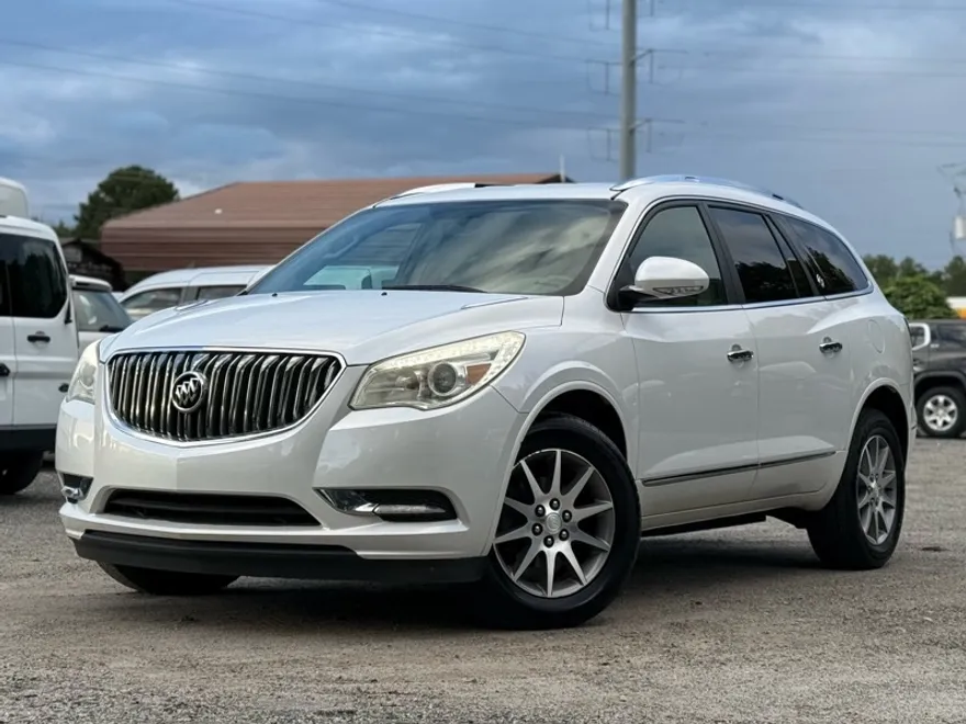 2016 Buick Enclave Convenience photo 1