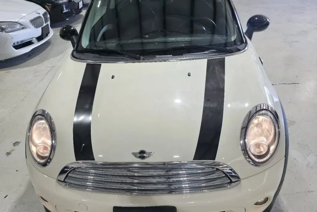 2013 Mini Cooper Hardtop photo 1