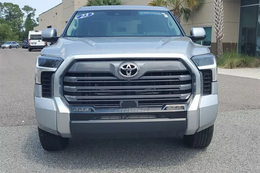 2023 Toyota Tundra Limited photo 1