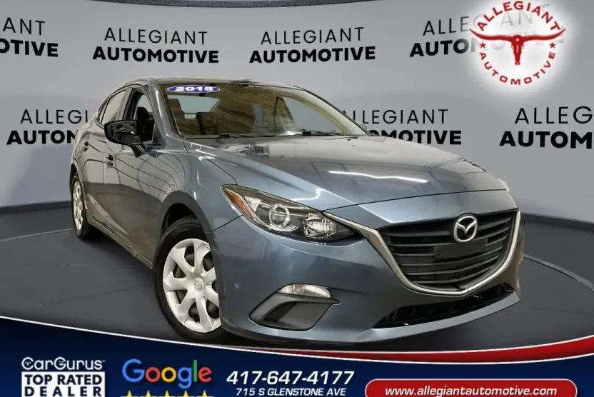2015 Mazda Mazda3 i Sport Sedan photo 1