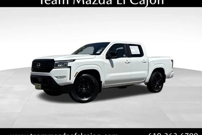 2023 Nissan Frontier SV photo 1