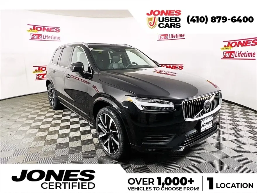 2022 Volvo XC90 T6 Momentum photo 1