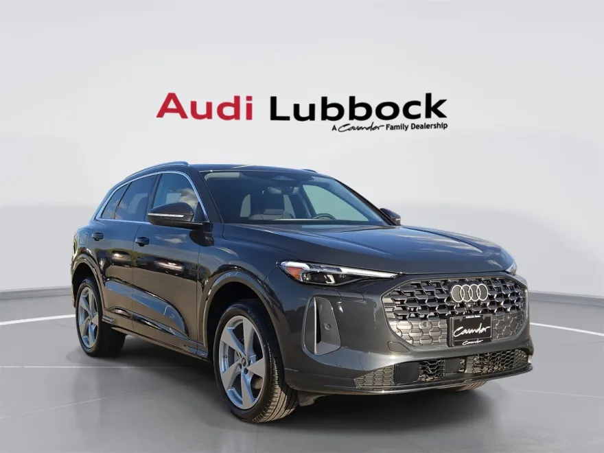 2025 Audi Q5 Premium Plus photo 1
