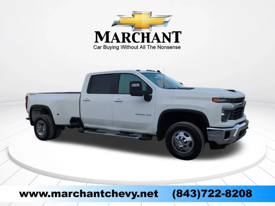 2024 Chevrolet Silverado 3500HD LT photo 1