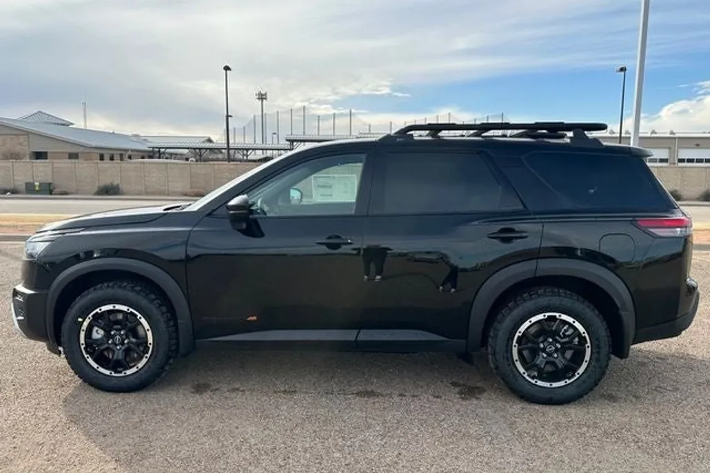 2025 Nissan Pathfinder Rock Creek photo 1