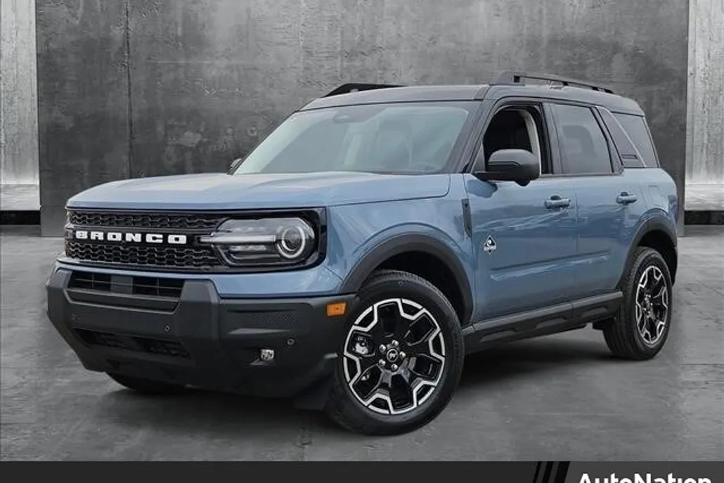 2025 Ford Bronco Sport Outer Banks photo 1