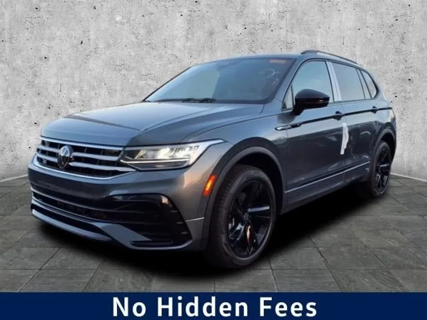 2024 Volkswagen Tiguan SE R-Line Black photo 1