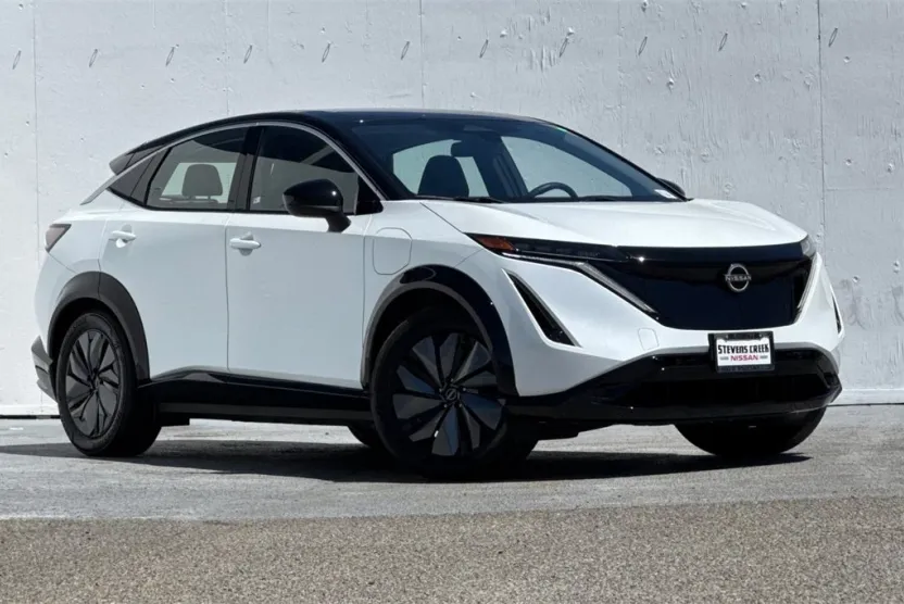 2024 Nissan ARIYA Engage photo 1
