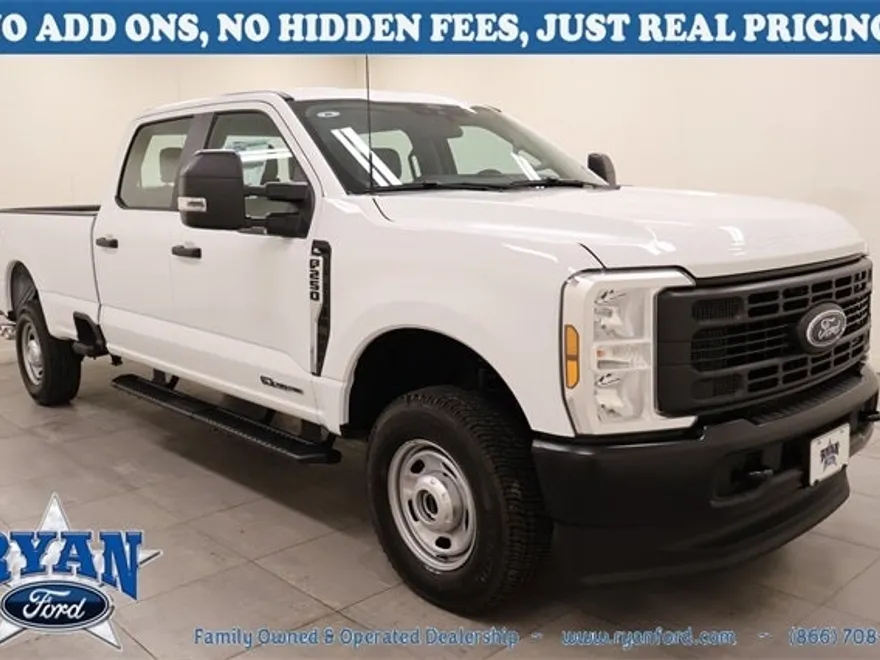 2025 Ford F-250 XL photo 1