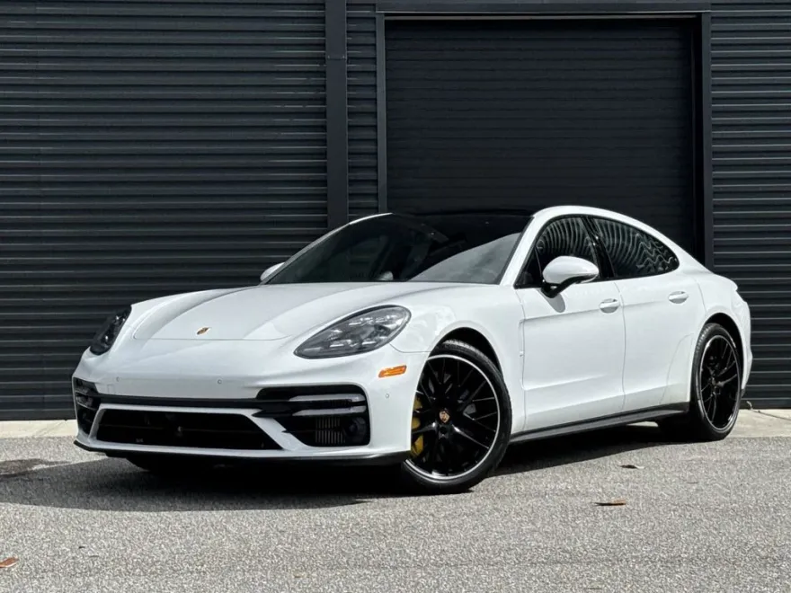 2021 Porsche Panamera Turbo S photo 1